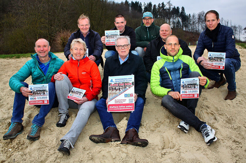 9 Personen werben für den Weserbergland-Triathlon